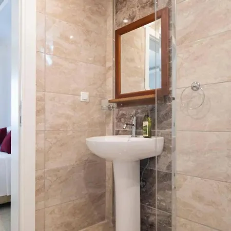 Ulugol 2 Bedroom - 7647