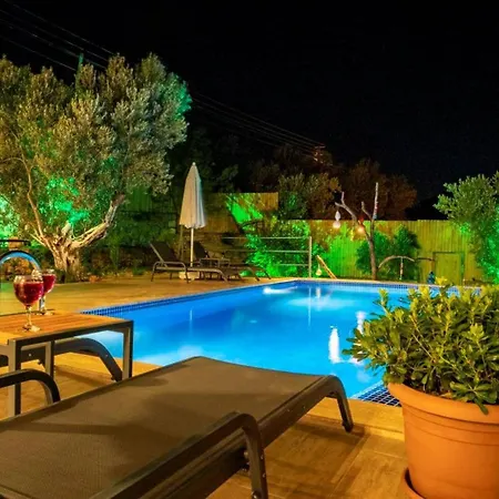 Ulugol 2 Bedroom - 7647